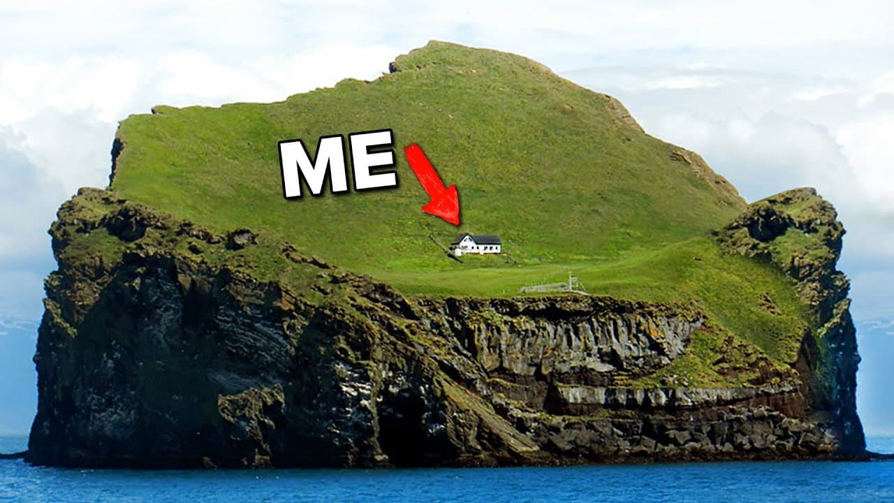 Overnight in the World's Loneliest House — Vlogs mealtime video